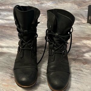 Black Sorel Joan of Arc Wedge Boots